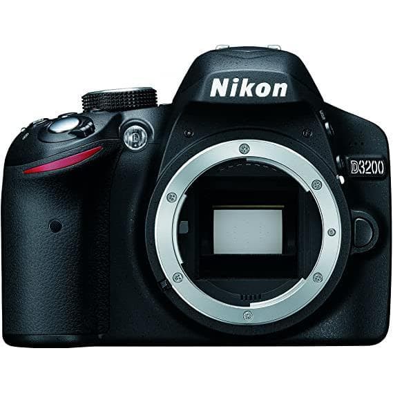 D3200 - Negro + Nikon AF-S DX NIKKOR 18-55 mm f/3.5-5.6 G II ED f/3.5-5.6 G de segunda mano en Camera Market