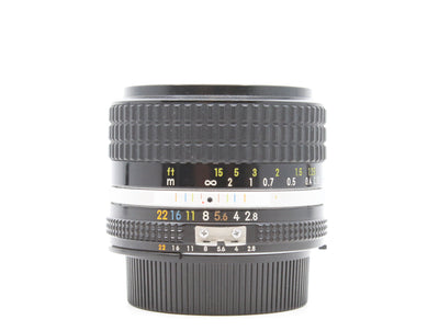 Nikon Ai-S Nikkor 28mm f/2.8 
