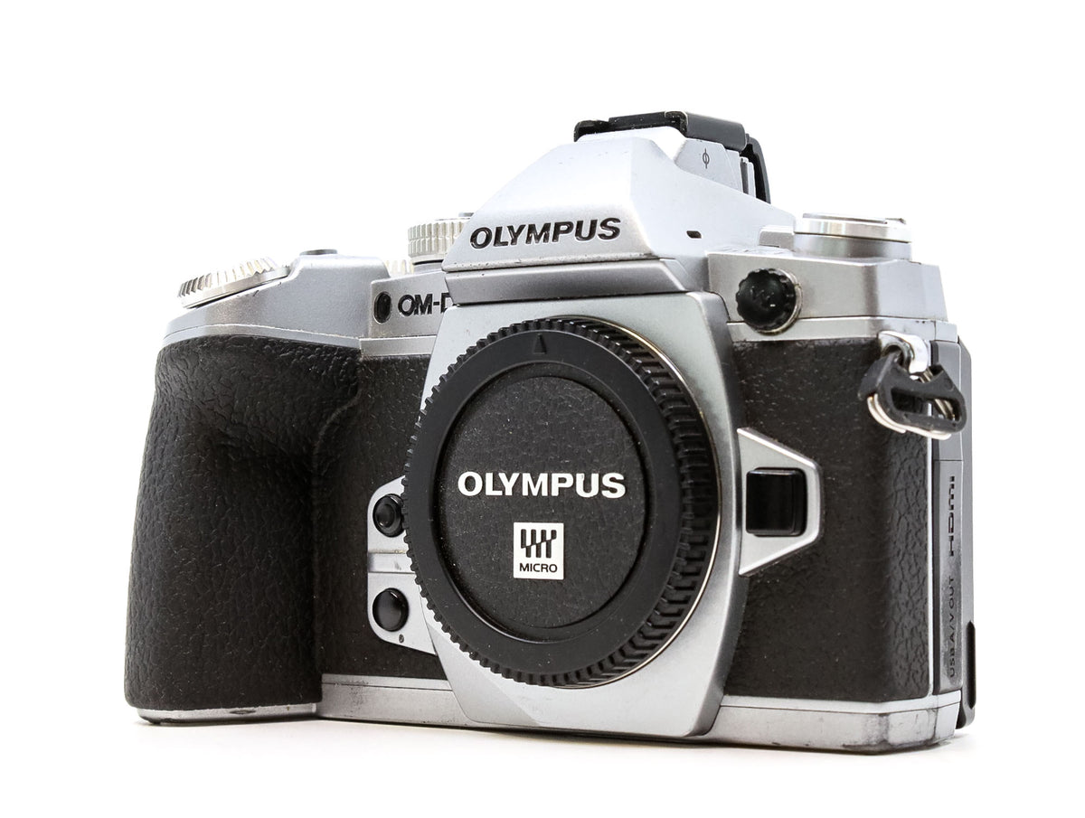 Olympus OM-D E-M1  · main image