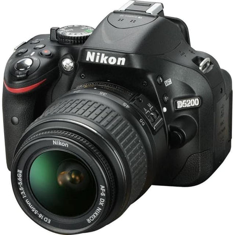 SLR D5200 - Black + Nikon AF-S DX Nikkor 18-55mm f/3.5-5.6G ED II f/3.5-5.6 