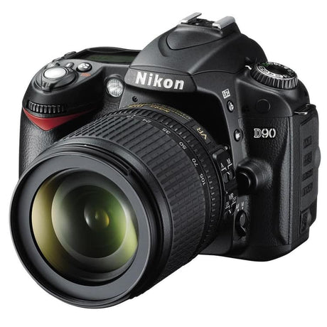 D90 SLR - Black + Nikon Nikkor 18-70 mm f/3.5-4.5G DX ED f/3.5-4.5G