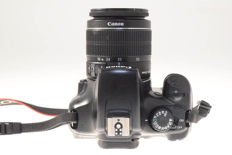 Canon EOS 1100D+ 18-55mm f3.5-5.6 IS II 