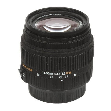 Nikon D 18-50mm f/3.5-5.6 lenses 