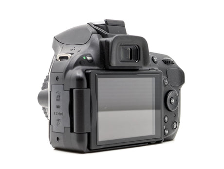 Nikon D5200 