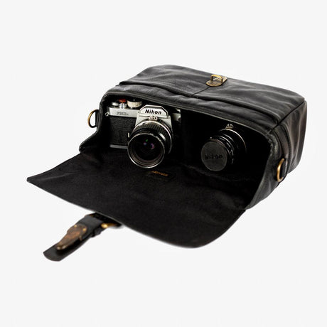 París Black Leather Camera Bag