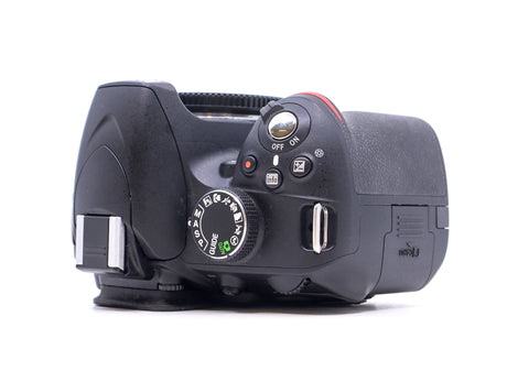 Nikon D3200 