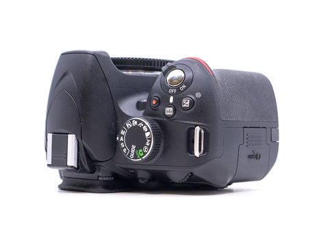 Nikon D3200 