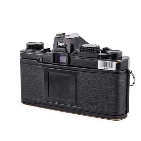 Olympus OM-2 + 50mm f1.8 F.Zuiko Auto-S - 35mm Vintage SLR Camera 