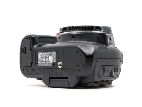 Nikon D5000 