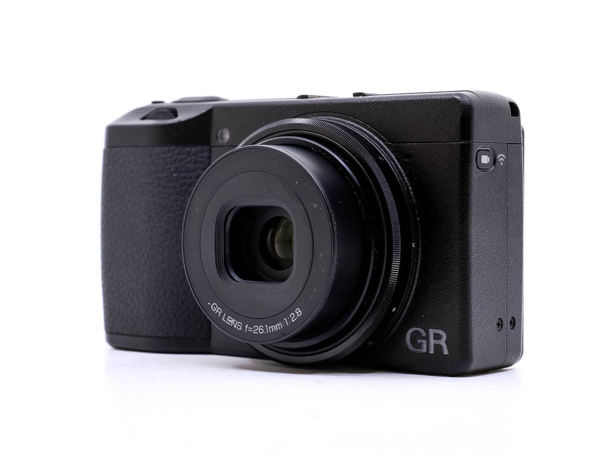 Ricoh GR IIIx · imagen principal