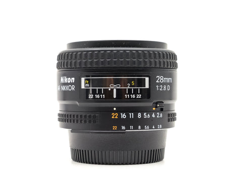 Nikon AF Nikkor 28mm f/2.8D 