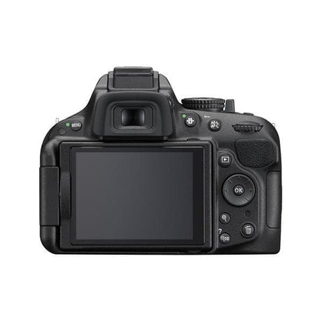 SLR D5200 - Black + Nikon AF-S DX Nikkor18-55mm f/3.5-5.6G ED II + AF-S DX VR 55-200 mm f/4-5.6 G IF ED f/3.5-5.6 + f/4-5.6 