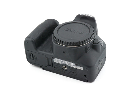 Canon EOS 200D 