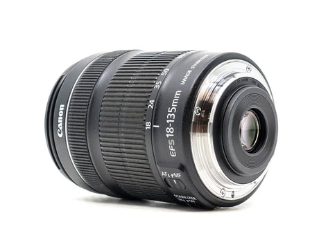 Canon EF-S 18-135mm f/3.5-5.6 IS STM 