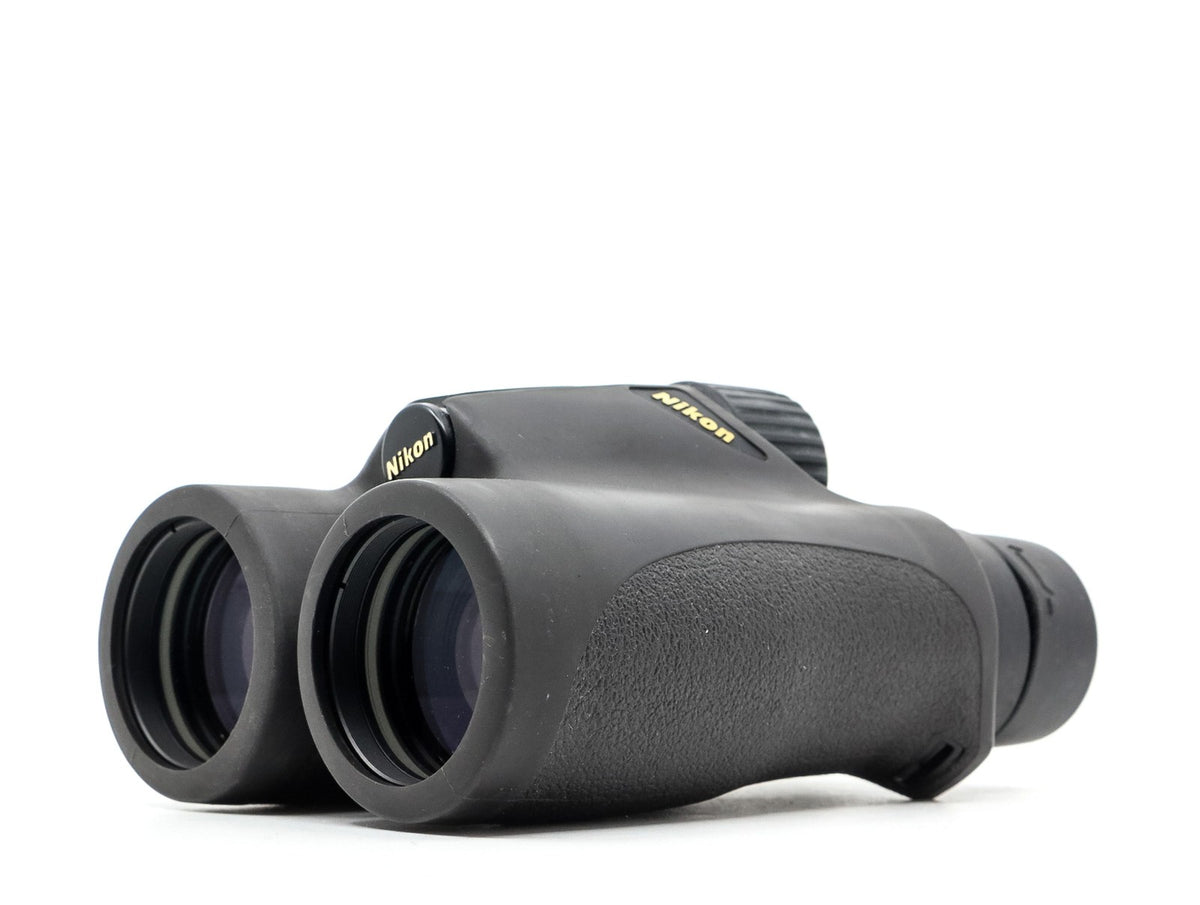 Nikon 8x42 HG L DCF Binoculars · main image