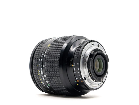 Nikon AF Nikkor 24-120mm f/3.5-5.6D