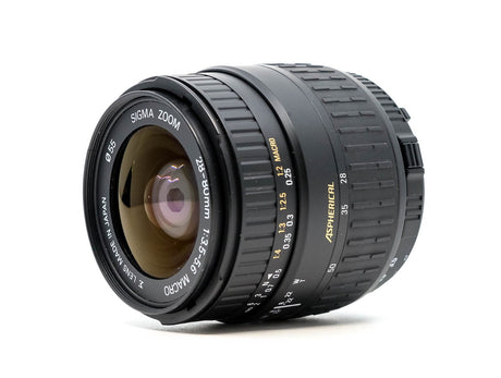 Sigma 28-80mm Aspherical f/3.5-5.6 Macro - Nikon Fit