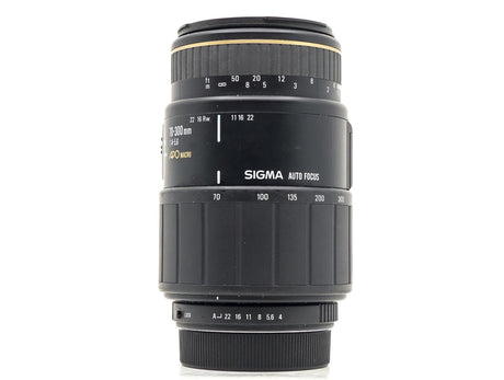 Sigma 70-300mm f/4-5.6 APO Macro  - Pentax Fit