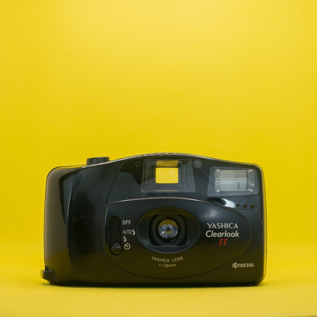 Yashica ClearLook FF - 35mm Film Camera de segunda mano en Camera Market